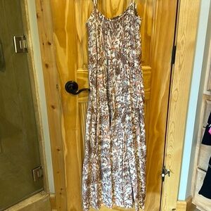 Boho tiered maxi. Super comfy and cute, women’s size L by Blu Pepper. NWOT